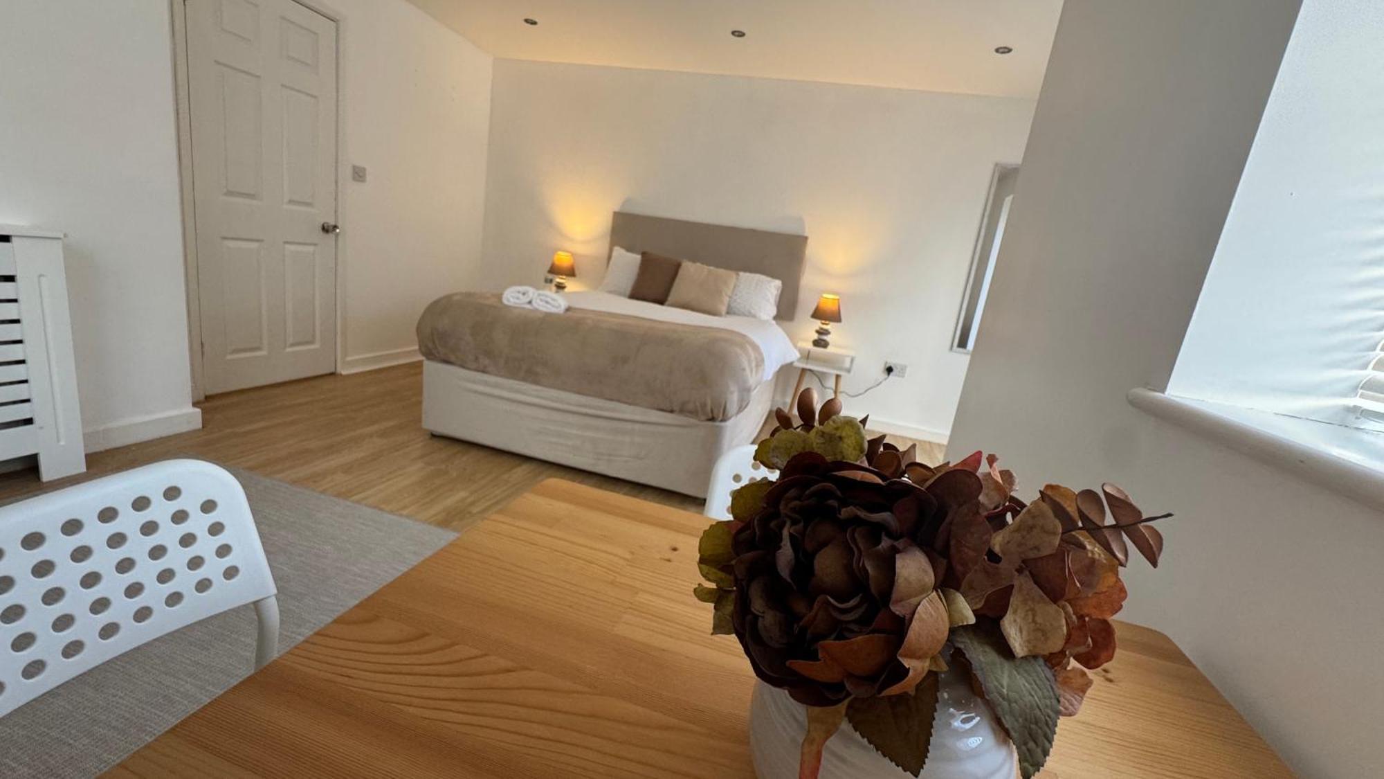 Little Luxe Shared House Otel Bristol Dış mekan fotoğraf